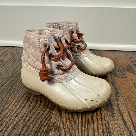 Sperry Ivory Youth Girls Saltwater Duck Boots size 7 - Picture 1 of 7